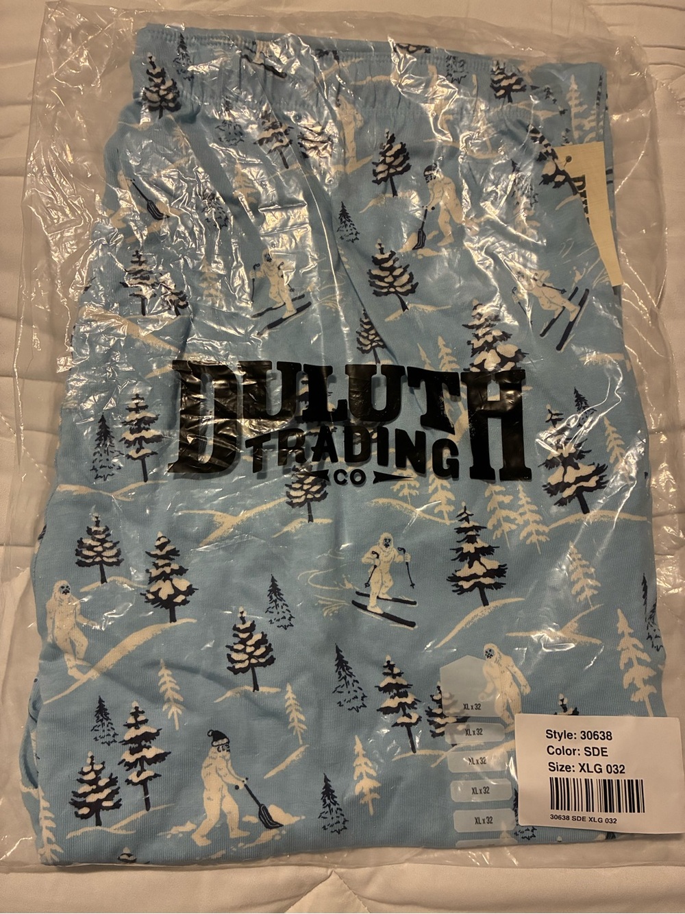 Duluth Trading Co Light Blue Winter Ski Print Men’s Pajama Bottoms